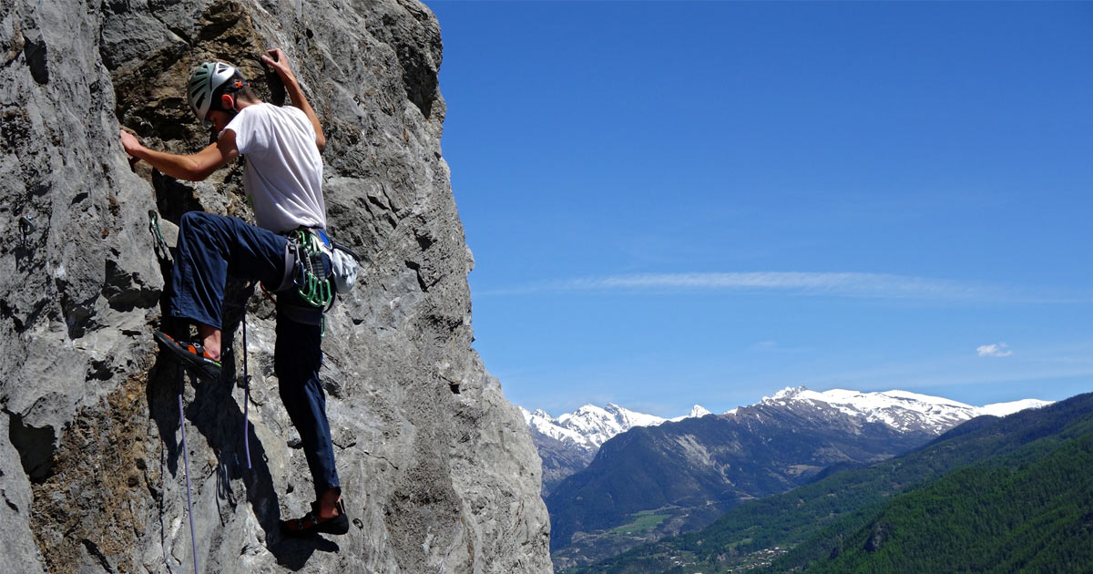 Escalade : de la salle aux falaises des Hautes-Alpes
